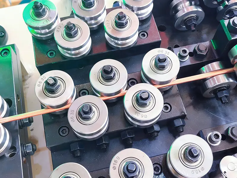 Elektromagnetinis vielos valcavimo staklynas